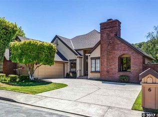 6 Irvine Dr, Moraga, CA 94556