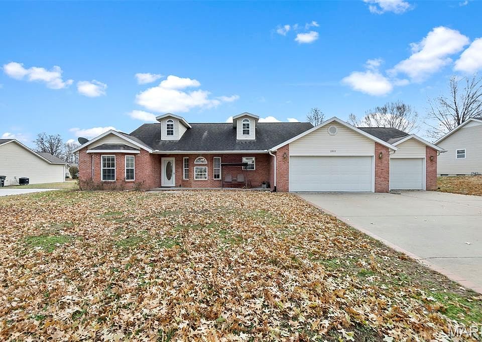 1st image of 3955 Scenic Dr