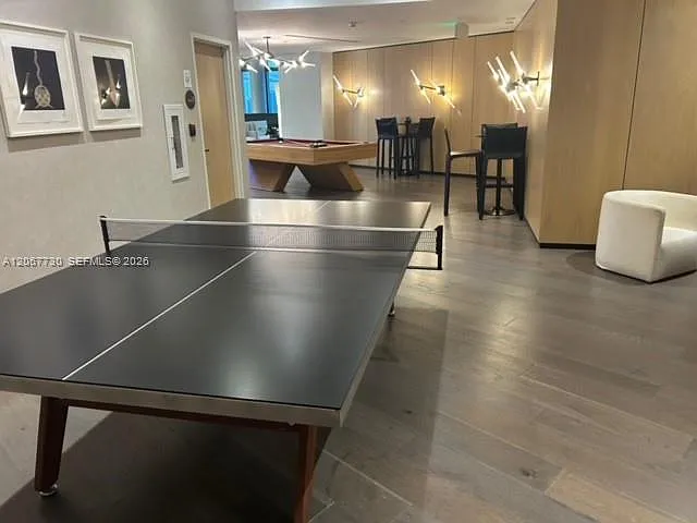 480 NE 31st St #905 — Photo 13