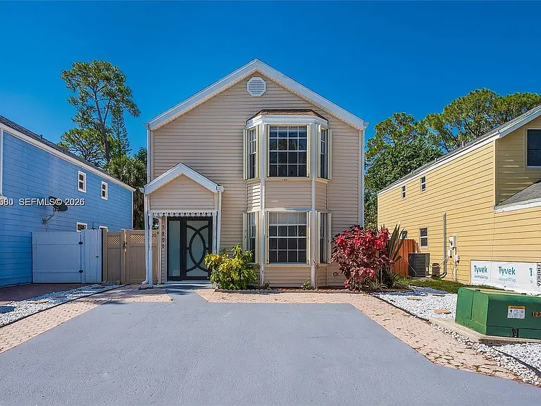 5800 Rambler Rose Way — Photo 38