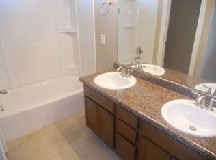 966 Village Bend Ln, Midvale, UT 84047