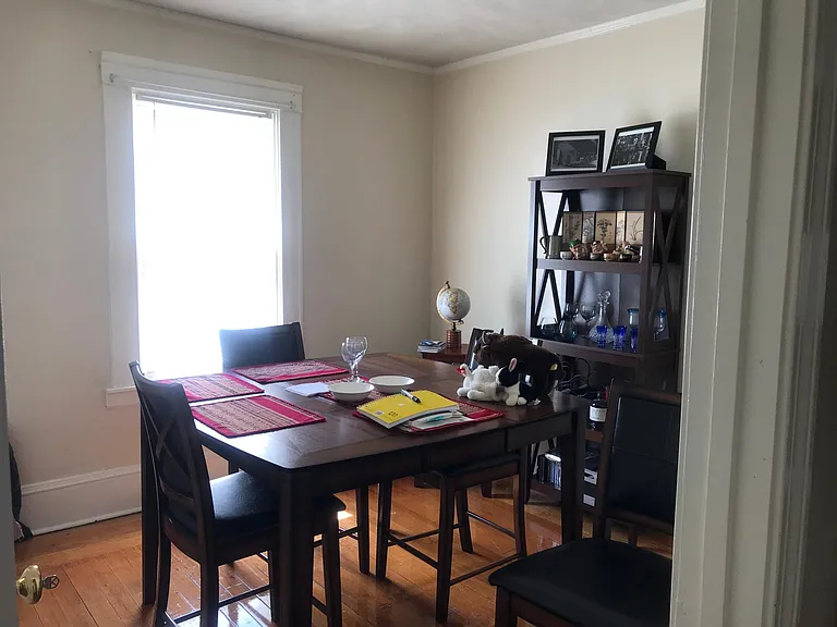 45 Pembroke Ave — Photo 8