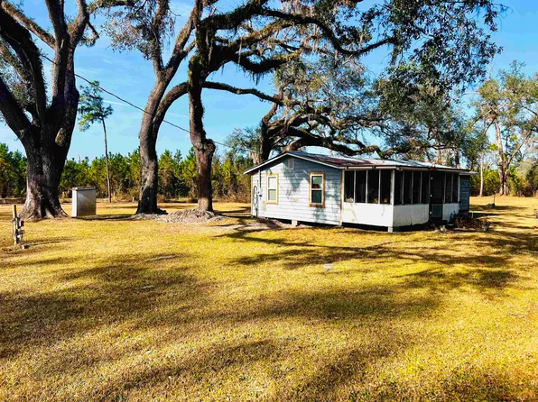 1991 Cairo Parker Rd, Perry, FL 32347