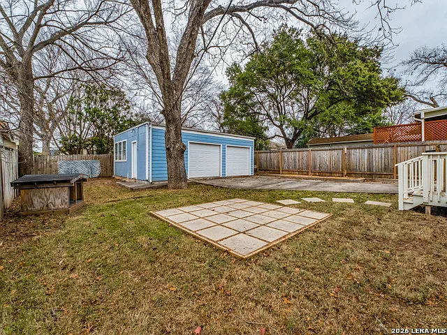 525 Abiso Ave — Photo 23