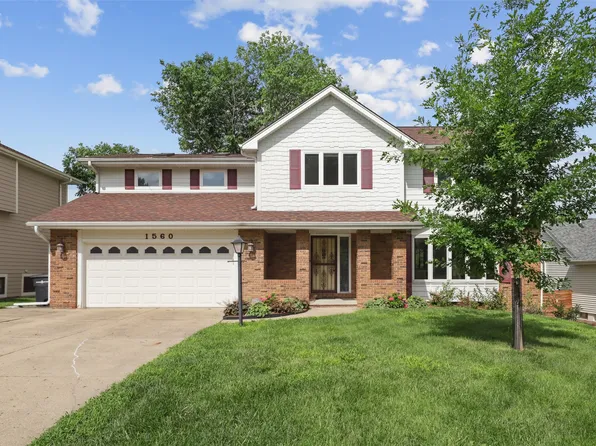 1560 NW 102nd St, Clive, IA 50325