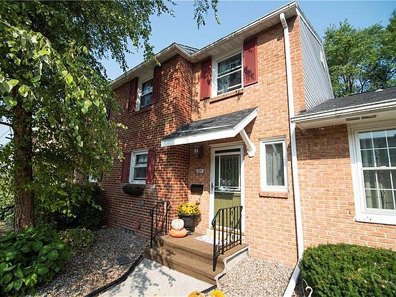 3rd image of 4309 1/2 Belmont Dr