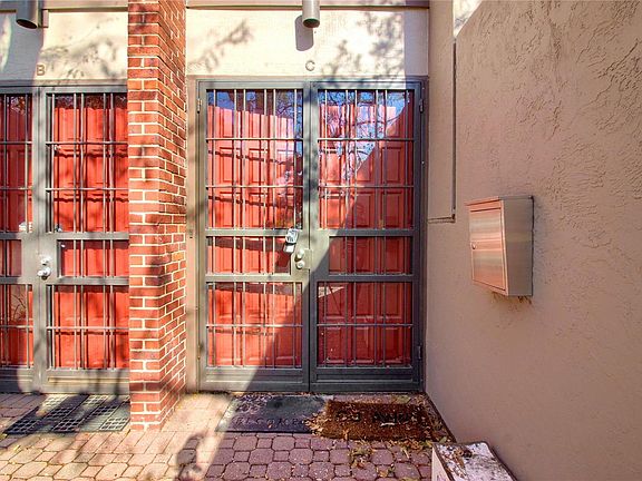 4th image of 450 N Josephine St APT C