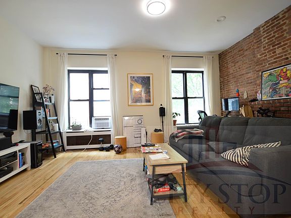 2nd image of 165 W 74th St APT 2