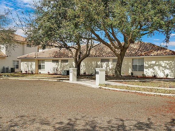 3rd image of 1208 Sandpiper Ave