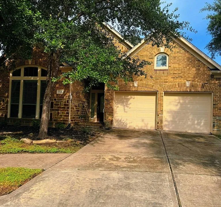 5551 Linden Rose Ln