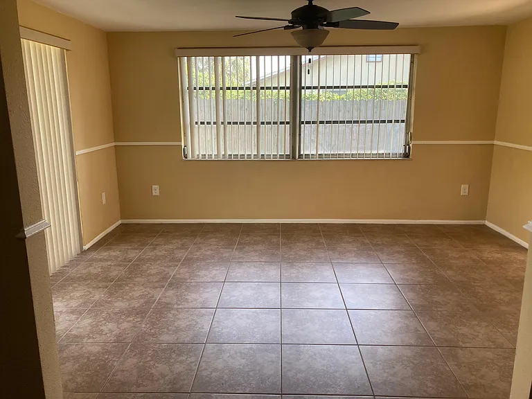 7010 Oakshire Dr — Photo 5
