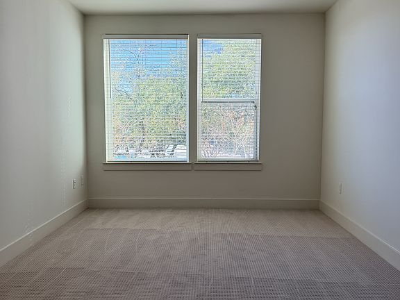 5th image of 25 Citywest Blvd