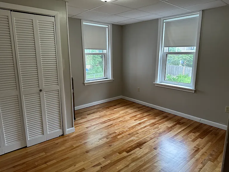 110 Revere St #1 — Photo 10