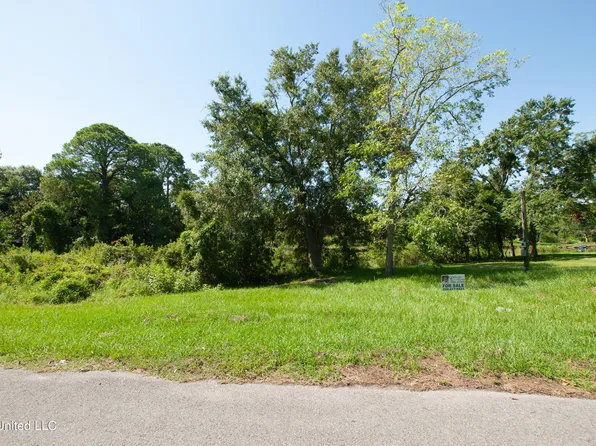 808 Communy Ave #808, Pascagoula, MS 39567