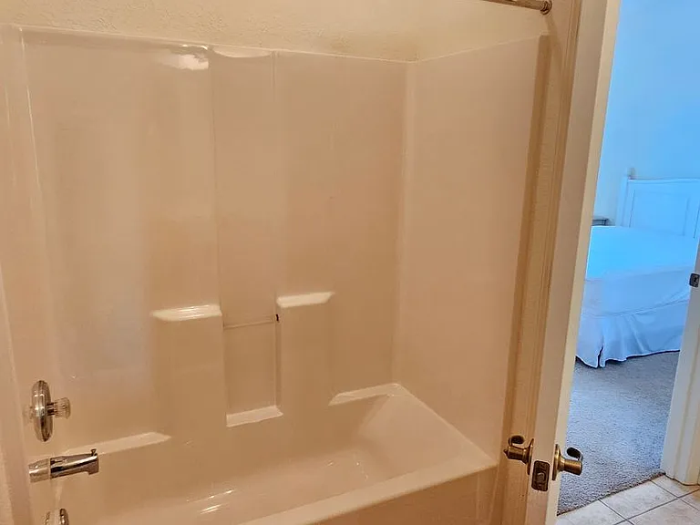 904 Casa Del Lago Way #904 — Photo 35