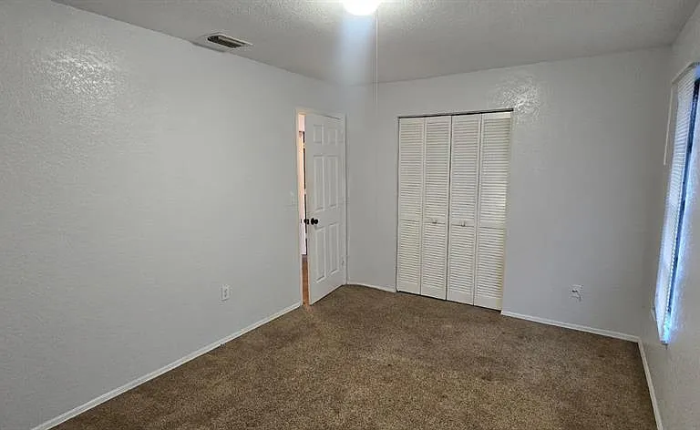 525 Altoona St NW — Photo 8
