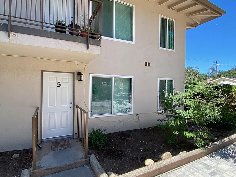 503 N Ventura Street Apt 5 front Door_06182025
