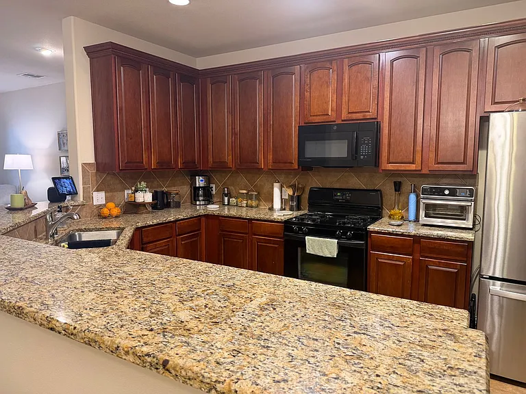 8929 Soldiers Home Ln — Photo 10