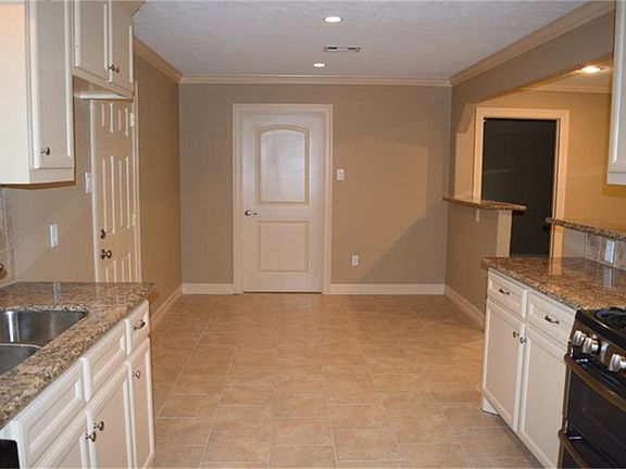 4th image of 14927 Elmtex Dr