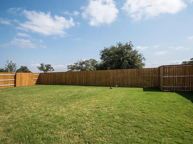 9600 Ivalenes Hope Dr — Photo 25