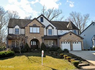 66 Rutherford Cir, Sterling, VA 20165