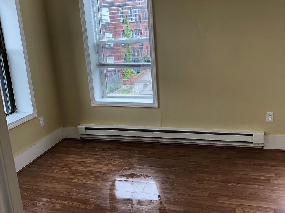 2nd image of 24 Charlton St APT 16