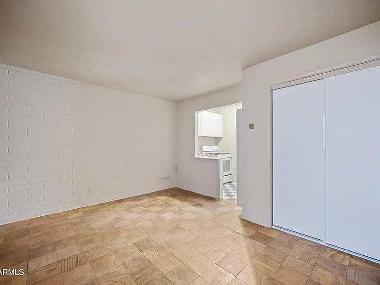 343 W Portland St #6 — Photo 4
