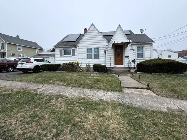 43 Daytona Avenue, Milford, CT 06461