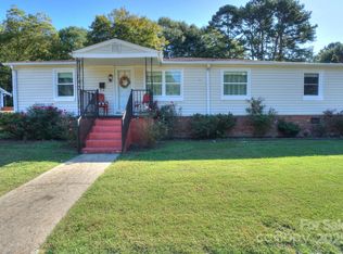 418 S Spargo St, Dallas, NC 28034