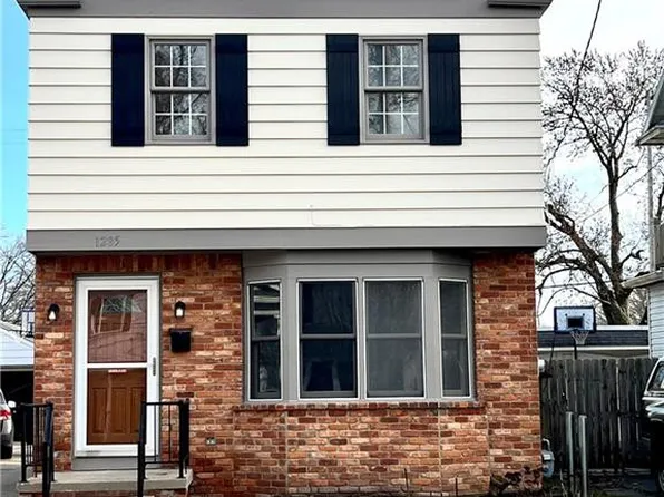 1285 Wildwood Rd, Toledo, OH 43614