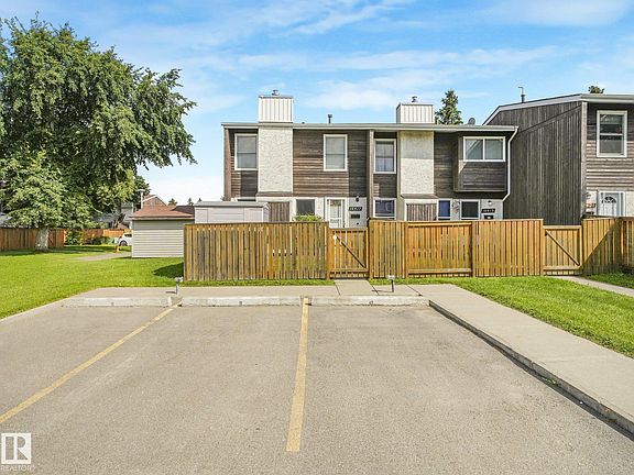 3rd image of 18417 66th Ave NW