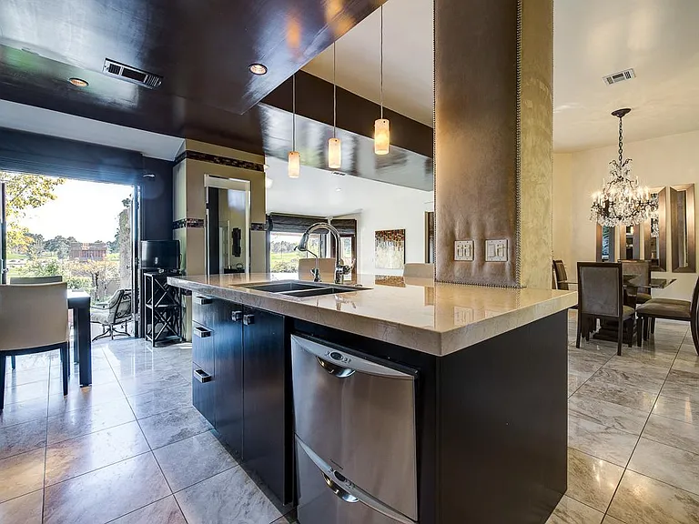 7277 Mission Hills Dr — Photo 16