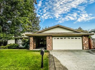 5969 Allan Dr, Rocklin, CA 95677