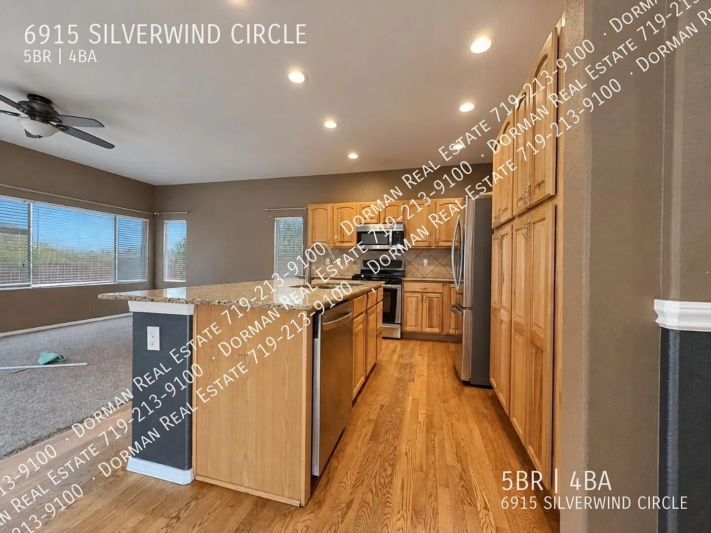 5 bedroom with full basement — Photo 3