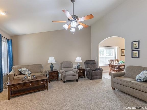 3rd image of 4331 Sunset Dr #B