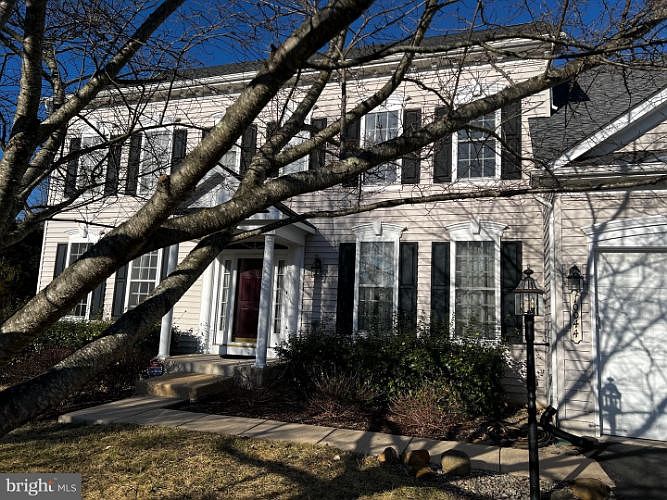 1st image of 10044 Three Sisters Ct