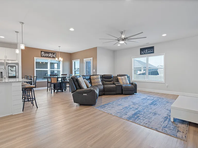 111 Heritage Lakes Blvd — Photo 3