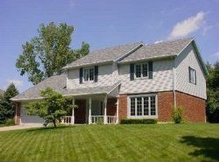 1104 Ridgeway Dr, Crawfordsville, IN 47933