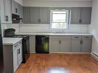 380 Woodtick Rd #2R, Waterbury, CT 06705