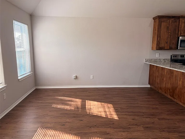 2720 Centaurus Way — Photo 4