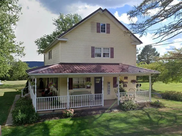 423 Middle Rd, Elysburg, PA 17824