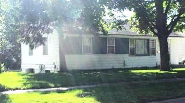 2nd image of 3845 30th St