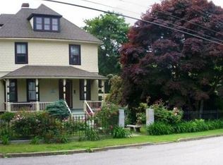 62 Main St, Stonington, CT 06378