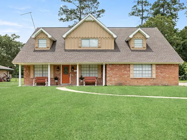 8213 Canterbury Dr, Orange, TX 77632