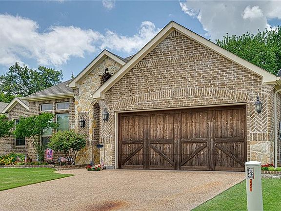 3rd image of 3317 Belford Cir