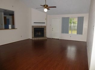 13011 Kingsmill Dr, Sugar Land, TX 77478