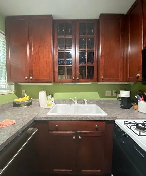 100 Lewis Dr #11C — Photo 5