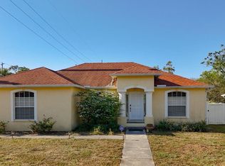 2402 Dryer Ave, Largo, FL 33770