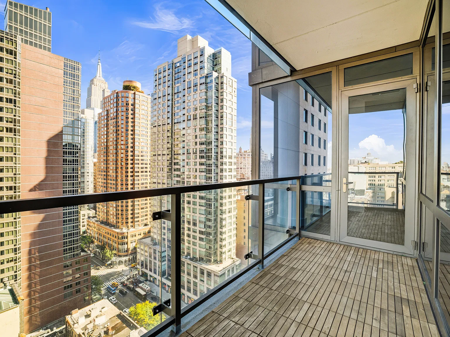 101 West 24th Street — Photo 2
