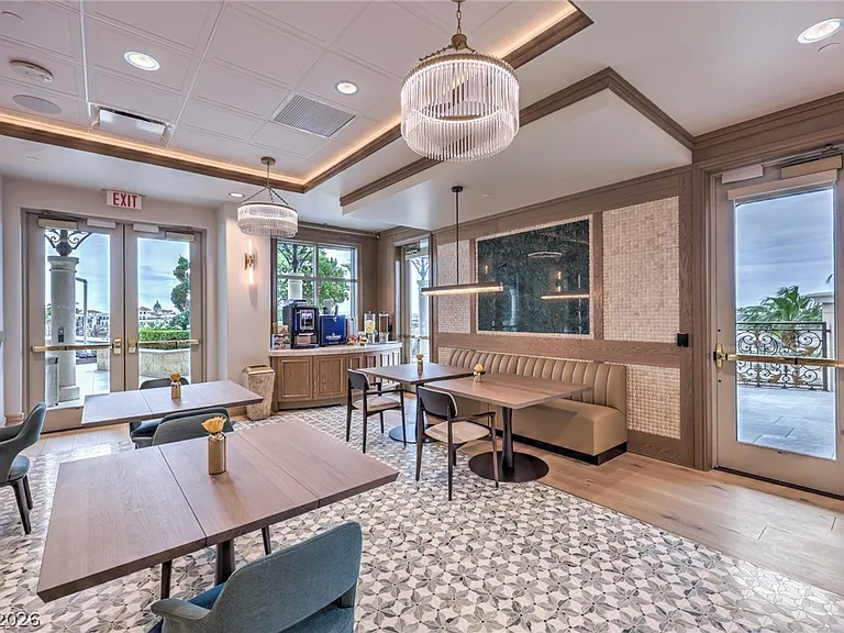 9101 Alta Dr #1 — Photo 42